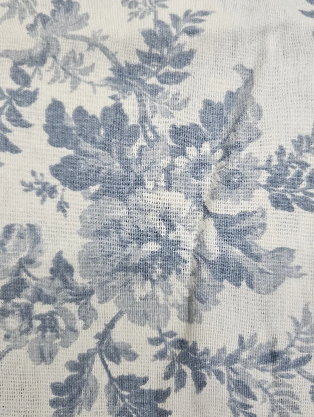 Laura Ashley Vanessa Blue White Floral Flannel Cotton STD Pillowcases Cottage